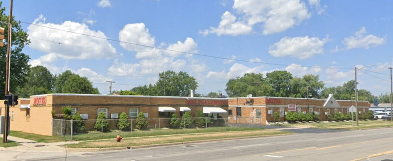 Mel Plaza Motel - From Web Listing (newer photo)